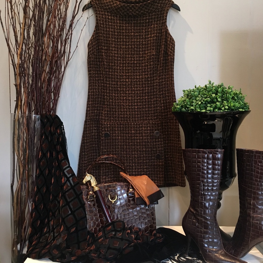 Sleeveless Brown Tweed Midi Dress - Picture 6 of 14